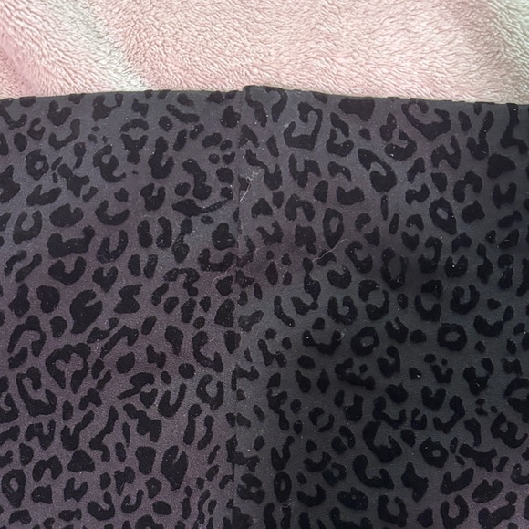 Nanette Lepore Pants - Nanette Lepore..Sz 8…Black on Black Velvet Leopard Skinny Pants…NWOT